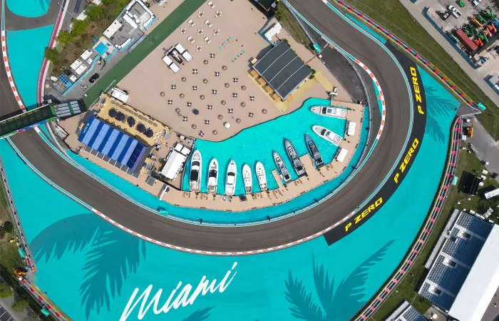 Circuit de formule 1 sur lequel est écrit Miami