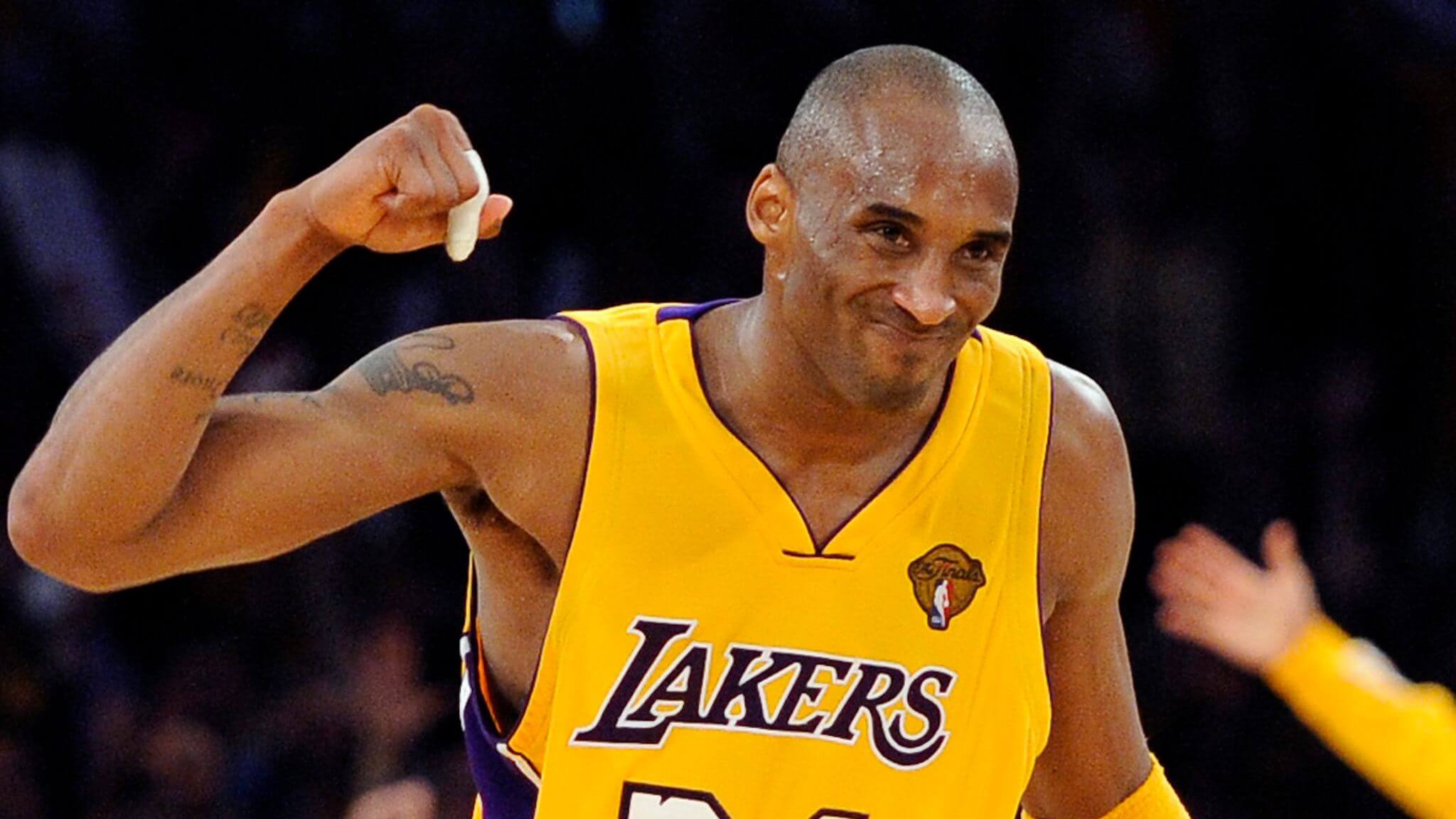 Kobe Bryant avec le maillot des Los Angeles Lakers